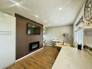 Kitchen/ Diner - click for photo gallery